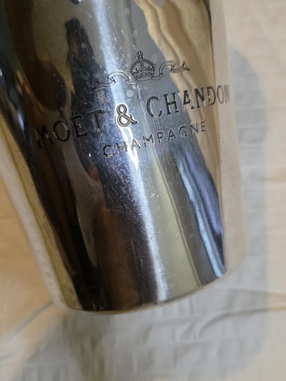 Moet & Chandon Champagne Ice Buckle